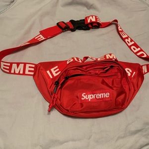 “Supreme” Fanny Pack *NOT AUTHENTIC*